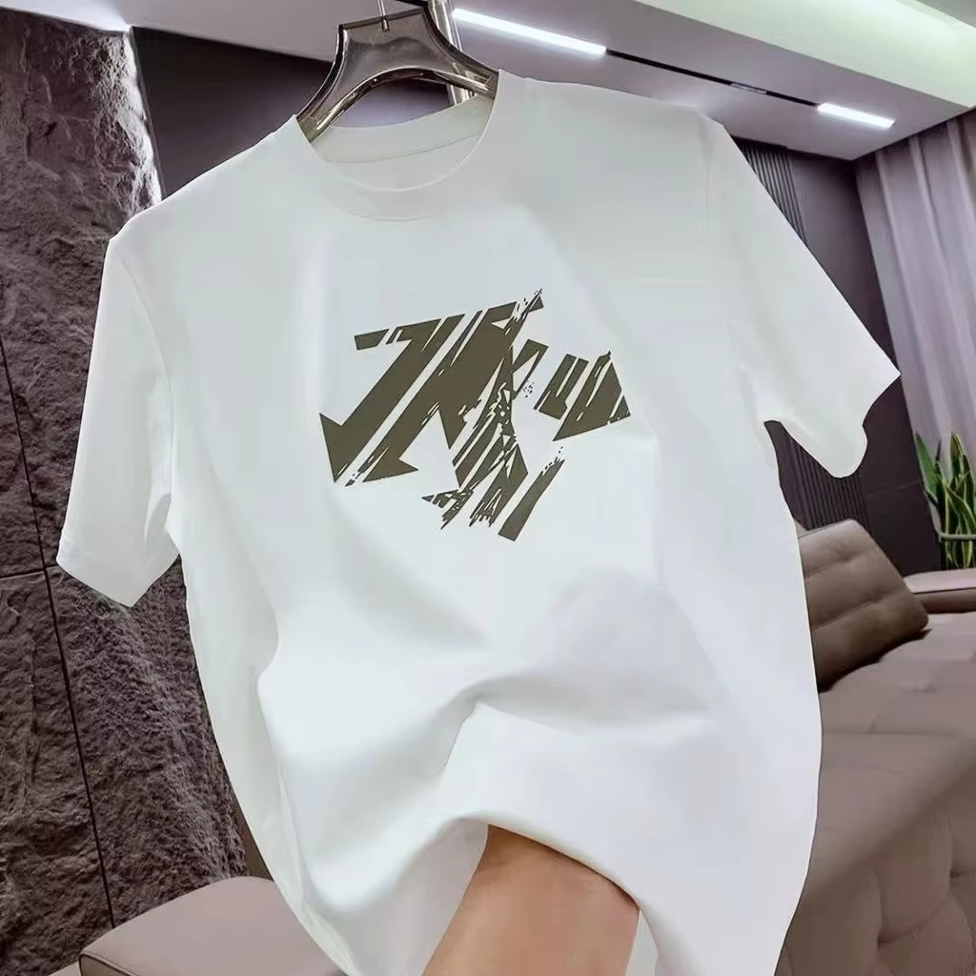 Fashion Men's T-shirt 2026 Lux - đánh giá và giá Streetwear Brands 2026