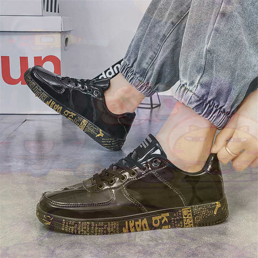 Round Foot Size 45 Sneakers Wh - đánh giá và giá Streetwear Brand Drops