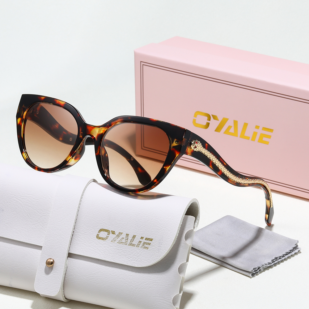 Oyalie Women's Fashionable Cat - đánh giá và giá Streetwear Brand With Eye