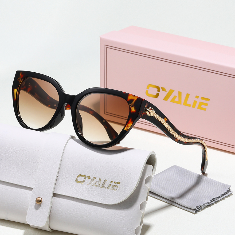 Oyalie Women's Fashionable Cat - đánh giá và giá Streetwear Brand With Eye